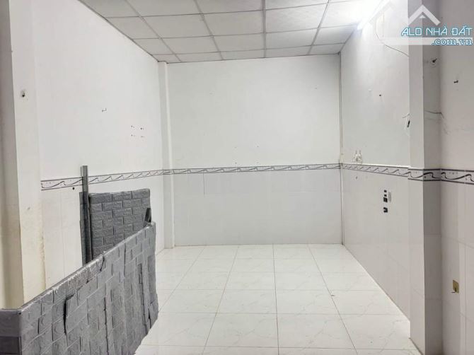 36M2, HẺM XE HƠI TỚI NHÀ - 2 TẦNG - CẠNH SIÊU THỊ, P.14, GV, GIÁ NHỈNH 3 TỶ