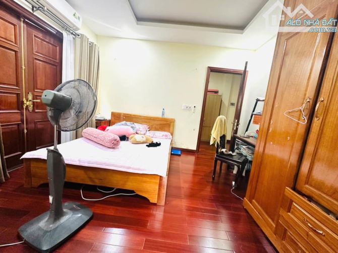 BIỆT THỰ  XUÂN PHƯƠNG NAM TỪ LIÊM 27.5 TỶ 140M LÔ GÓC 3 THOÁNG VIEW ĐẸP VỈA HÈ OTO TRÁNH - 10