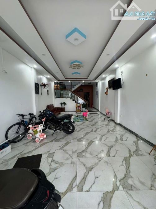 💥SIÊU VIP 💥 TOÀ CĂN HỘ 3 TẦNG, 6 PHÒNG, NAM HOÀ XUÂN, DOANH THU HƠN 30TR MỖI THÁNG. - 1