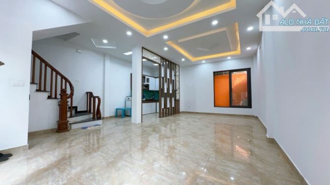 BÁN NHÀ MỚI XÂY KHU VỰC - YÊN KIỆN - NGỌC HỒI - THANH TRÌ - DT: 50M2 - 1