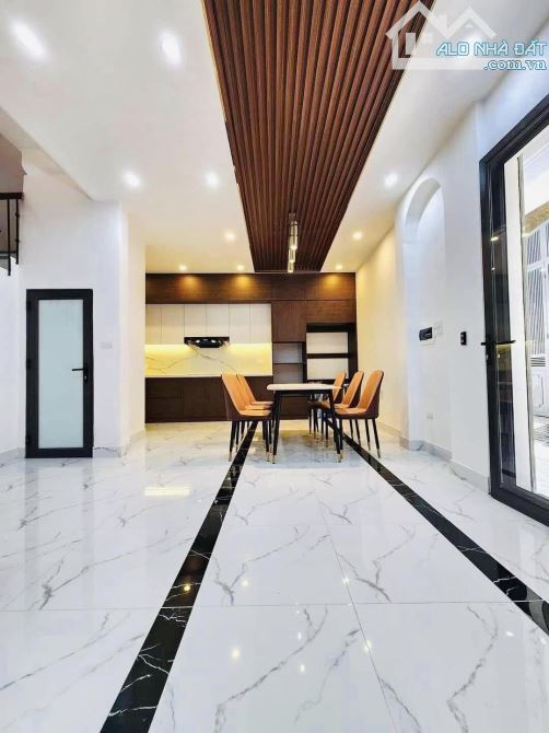 50M2 – 10,8 TỶ – VƯƠNG THỪA VŨ – PHÂN LÔ QUâN ĐỘI - Ô TÔ CHẠY QUA - 5M RA Ô TÔ TRÁNH - 1