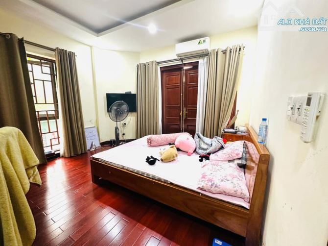 BIỆT THỰ  XUÂN PHƯƠNG NAM TỪ LIÊM 27.5 TỶ 140M LÔ GÓC 3 THOÁNG VIEW ĐẸP VỈA HÈ OTO TRÁNH - 14