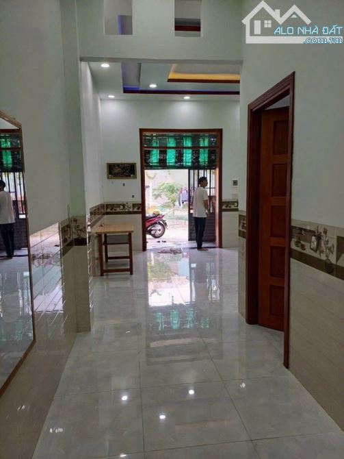 Nhà bán Gấp 690tr, SHR Gấp trong tuần Giá 690tr, Tân Hiệp 14 Hóc Môn ! - 2