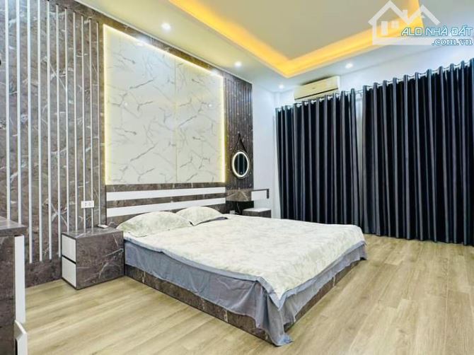 Hạ chào còn 5,45 tỷ NHÀ MỚI 5  Tầng, SDCC, FULL NỘI THẤT, Đường Minh Khai, Hai Bà Trưng - 2