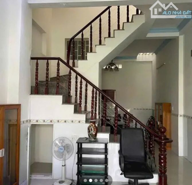 CHUYỂN NHÀ RA HÀ NỘI Ở BÁN GẤP NHÀ ĐÌNH PHONG PHÚ,Q.9 SỔ RIÊNG 61M2 2TY650 - 2