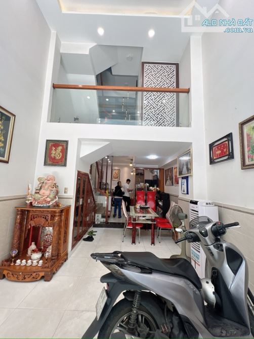 🏡NHÀ GIÁ TỐT HƯƠNG LỘ 2 - 45M2 - 4 TẦNG BTCT - HẺM XE HƠI THÔNG - NHỈNH 5 TỶ 🏡🏡  💥Giá: - 2