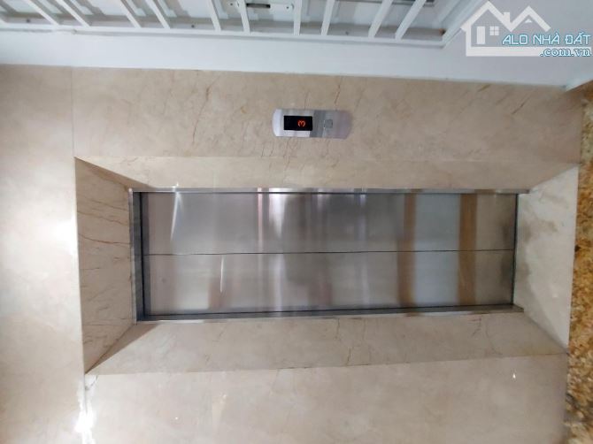 Bán Siêu Phẩm Nhà Phố 5Tầng-Hoàng Quốc Việt-Nội Thất Gỗ Quý+Thang máy,Ngang 5.2M,Chỉ 9.xTỷ - 3