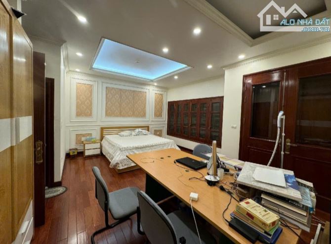 BIỆT THỰ VIP TRUNG VĂN NAM TỪ LIÊM, 190M2- 5 tầng - 1 hầm, BTSL giá 48tỷ. - 3