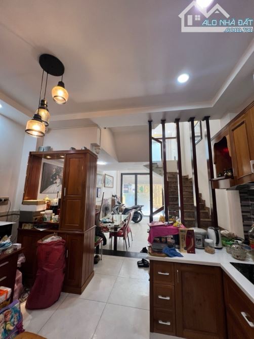 🏡NHÀ GIÁ TỐT HƯƠNG LỘ 2 - 45M2 - 4 TẦNG BTCT - HẺM XE HƠI THÔNG - NHỈNH 5 TỶ 🏡🏡  💥Giá: - 3