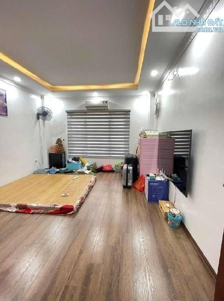 12.5 TỶ HOÀNG ĐẠO THÀNH 40 M2 NHÀ 6 TẦNG Ô TÔ ĐỖ CỬA - 3