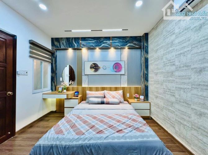 🏠CHDV MẶT TIỀN TRẦN QUÝ CÁP BÌNH THẠNH - 5TẦNG - 62M2 - 14T5 TL - 3