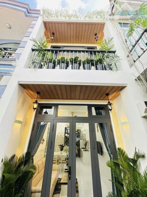 Bán gấp căn 1/ Vĩnh Hội, quận 4. 68m2. Sổ hồng riêng, giá 2,9 tỷ - 4