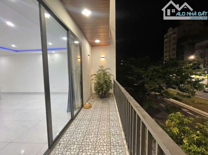 🏡🏡CHO THUÊ NHÀ 4 TẦNG MỚI ĐẸP 130M2 ĐẤT MẶT TIỀN HỒ XUÂN HƯƠNG - 4