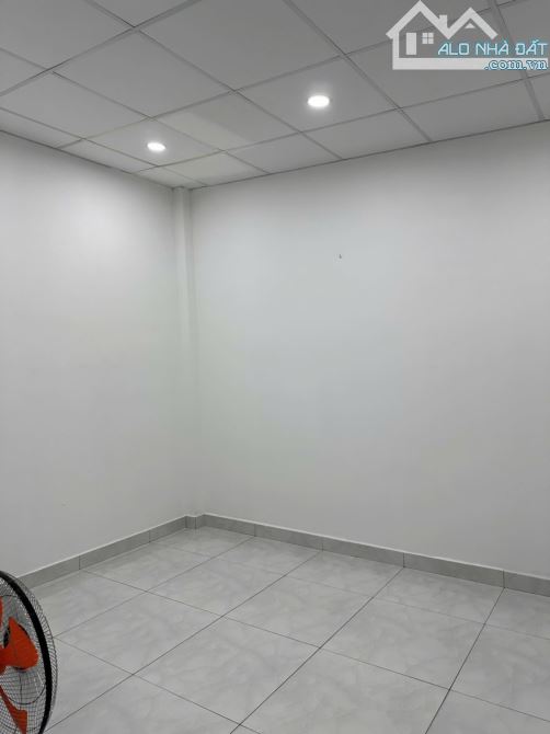 Bán nhà Giáp Q1 , Nguyễn Hữu Cảnh , P22, 25m2 , 4,05tỷ bớt Lộc - 4