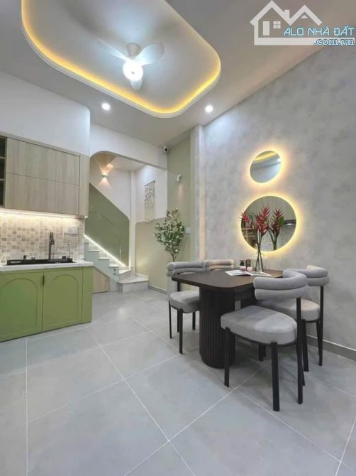 Lên sàn nhà Gò Vấp 61,5m2 nhà Nguyễn Kiệm - Phường 3 khu vip hẻm 6m, Giá full 3,2 Tỷ. SHR - 5