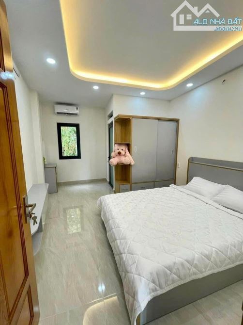 Bán nhà Nguyễn Thái Sơn, p4 , Gò Vấp. Dt 58,5m2. Giá 2,4 tỷ. Shr - 5