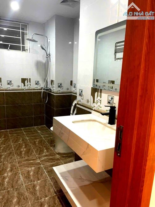 Bán căn hộ chung cư C14-Bộ Công An(Nam Từ Liêm,HN),110m2,lô góc, 3PN, 5 tỷ hơn - 6