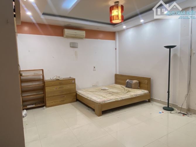 🆘 50m2 sổ, MT 4m, 5 Tầng - NGUYỄN NGỌC VŨ, CẦU GIẤY - Ngõ bagac, 20m oto tránh - 6,x Tỷ - 6