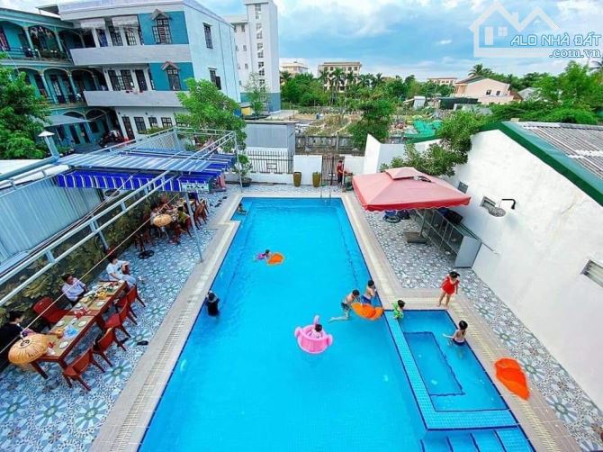 BÁN KHÁCH SẠN MẶT PHỐ HÀN MẶC TỬ, DT 650m2, VIEW SÔNG MỘNG MƠ, DOANH THU ĐỈNH