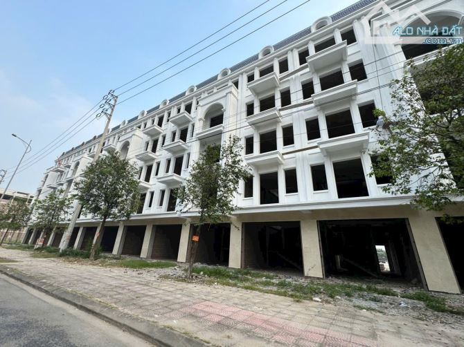 Bán nhanh lô đất làn 1 quốc lộ 1A dự án 4,6Ha , Thị Trấn Lim, Tiên Du, Bắc Ninh.  Giá 7 tỷ