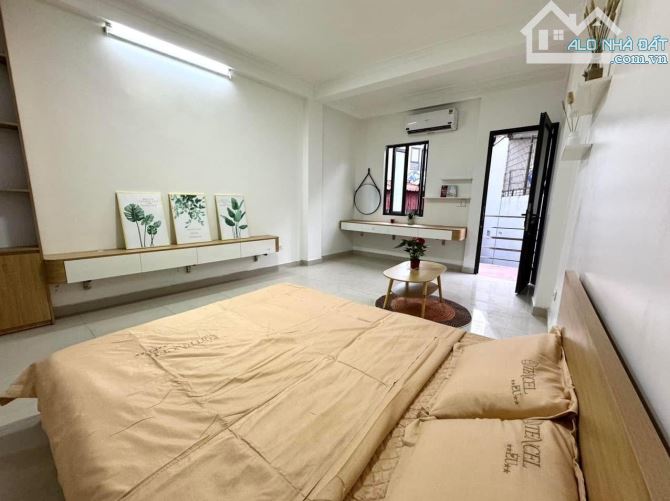 TOÀ CĂN HỘ 7 TẦNG THANG MÁY NGUYỄN VĂN HUYÊN, CẦU GIẤY - LÔ GÓC 3 THOÁNG - 12 CĂN HỘ FULL - 11