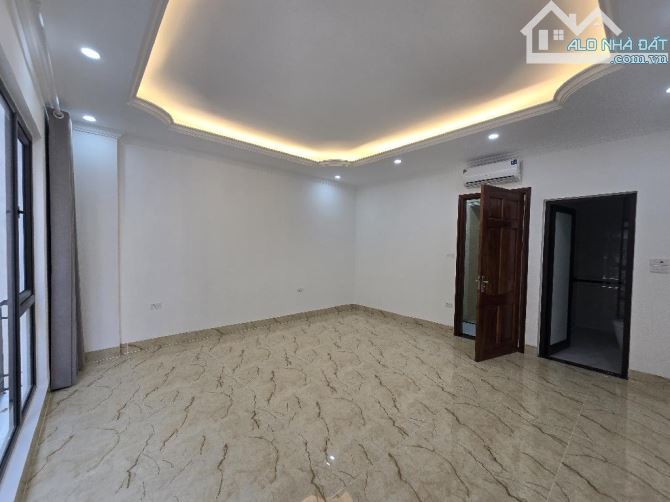 Hót !!! Siêu phẩm BA ĐÌNH 6 tầng Thang máy 41m2 chỉ 12.5 tỷ P. Vĩnh Phúc Hoàng Hoa Thám - 1