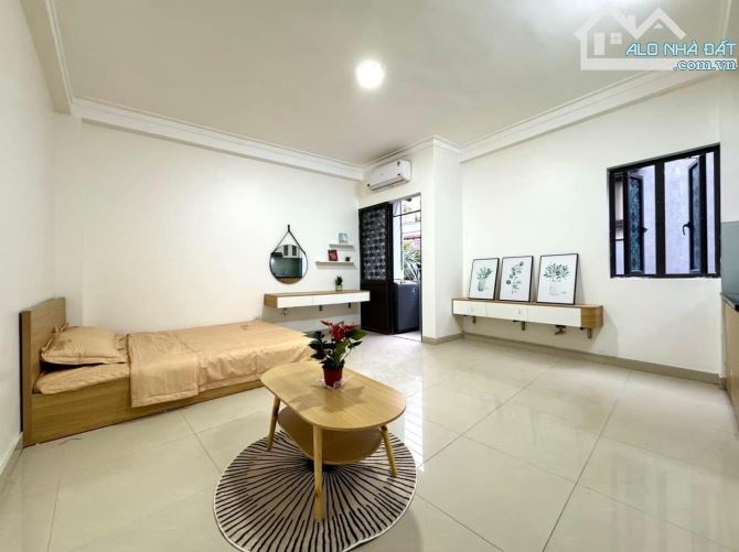 TOÀ CĂN HỘ 7 TẦNG THANG MÁY NGUYỄN VĂN HUYÊN, CẦU GIẤY - LÔ GÓC 3 THOÁNG - 12 CĂN HỘ FULL - 1