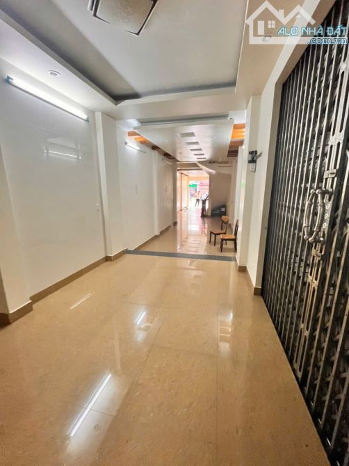 Bán nhà mặt đường Trần Nguyên Hãn vị trí đẹp.75m2 4 tầng ngang 3m giá 13.5 tỷ có tt - 12