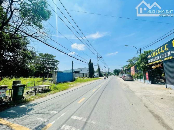 Bán đất mặt bằng kinh doanh buôn bán xã Tân Thông Hội Củ Chi TP HCM, DT: 10x32m. - 2