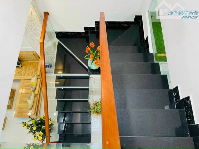 Bán nhanh căn nhà hẻm xe hơi đường Lê Đức Thọ, phường 15, Gò Vấp 2 tỷ 8/40m2, sổ sẵn - 2