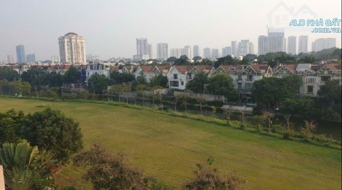 BÁN BIỆT THỰ CIPUTRA, 450M2 × 5 TẦNG, MT 15M, 120 TỶ - 2