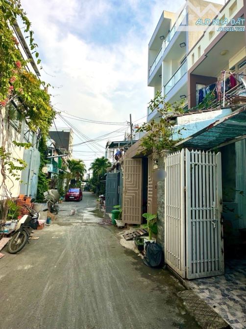 Nhà 1,5 tầng đường Hà Đặc, phường TRUNG MỸ TÂY, Q12, dt 72,6m2 (3,8mx20m). Hẻm ôtô thông - 3