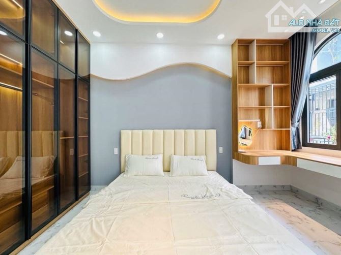 Bán nhà Hoàng Văn Thụ, Q.Phú Nhuận, 2 tầng, 80m2, nở hậu, gần hẻm xe tải, Ở ngay, 7.4 TỶ - 3