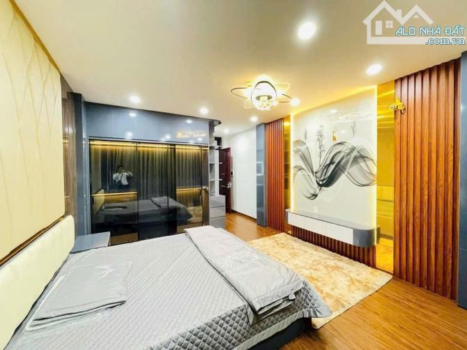 Bán gấp nhà phố Đội Cấn, 40m2 6 tầng thang máy, lô góc, gara ô tô, gần phố giá chỉ 13.5 tỷ - 5