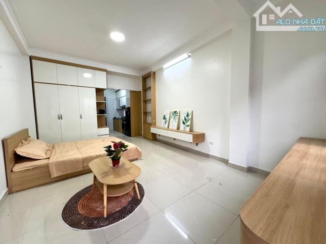 TOÀ CĂN HỘ 7 TẦNG THANG MÁY NGUYỄN VĂN HUYÊN, CẦU GIẤY - LÔ GÓC 3 THOÁNG - 12 CĂN HỘ FULL - 9