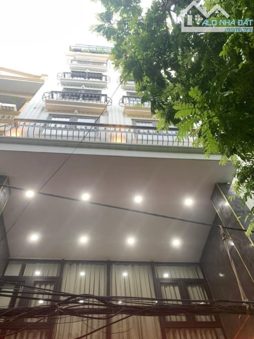 Nhà DT thu 220tr.thág, phố nguyễn trãi, quận thanh xuân, 130m 9tầg mặt 9,3m nhỉnh 20 tỉ