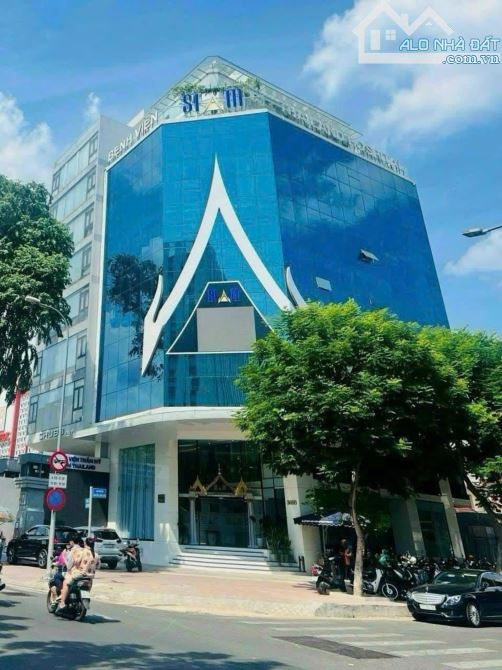 Bán gấp Building Mặt tiền Nguyễn Đình Chiểu Đakao Quận 1 (9x20) H7 T HDT 400tr  99Ty