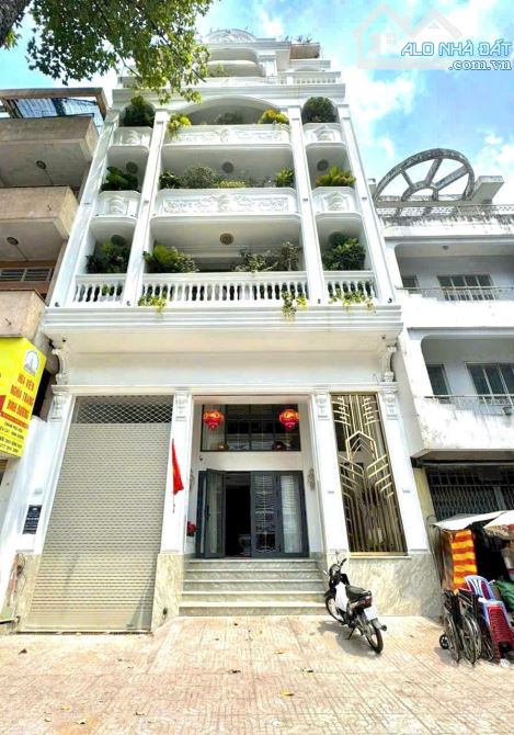 35 Tỷ! Bán gấp Building Góc 2 MT Lê Quang Định - Bình Thạnh (7x20m - XD Hầm 10 Tầng - HĐT