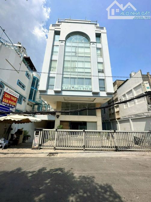 60 tỷ - Siêu vị trí  - Building 3 MT ngay Trần Hưng Đạo, Q1 (10 x 19m) hầm 7 tầng