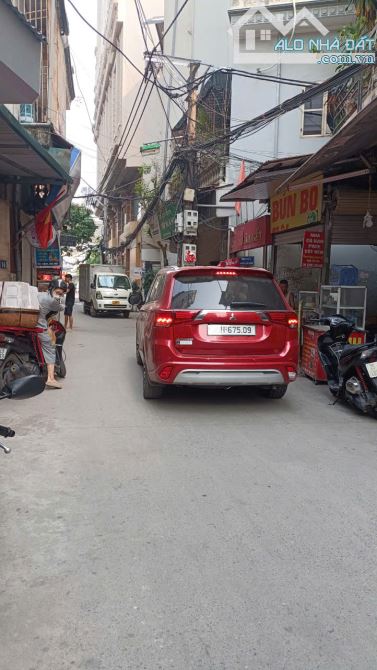 Bán nhà dân xây Lê Quang Đạo, cách 20m ôtô tránh, dt42m, 5 tầng, ở hoặc cho thuê chỉ 7.2tỷ