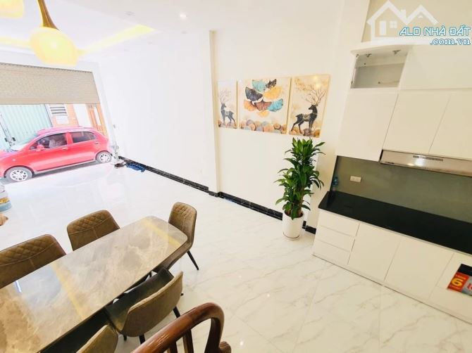 Bán nhà gần Đại Mỗ, mặt đường xây 5 Tầng, kinh doanh, ô tô đỗ giá 6 tỷ - 1