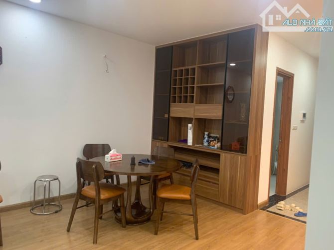 Cho thuê căn hộ chung cư  Iris gaden đường Trần Hữu Dực.Lô góc 104m2x3PN Giá 19tr - 1