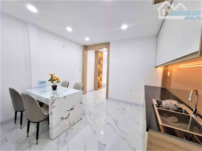 Bán nhà  Tô Hiến Thành, Quận 10 (4.5x12) HXH 4m chỉ nhỉnh 6 tỷ. - 1