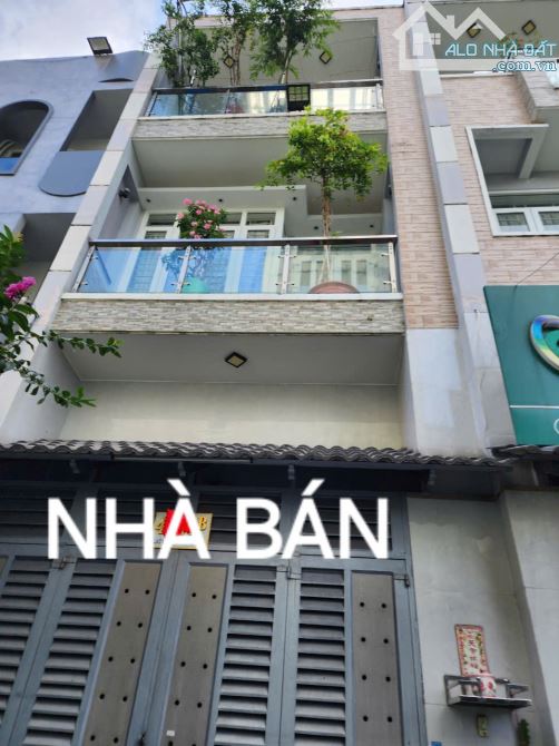 LẠC LONG QUÂN - KHU PHÚ HÒA - DT:67 M2  HẺM XE HƠI THÔNG - chỉ 10,5 tỷ TL Q11 - 20