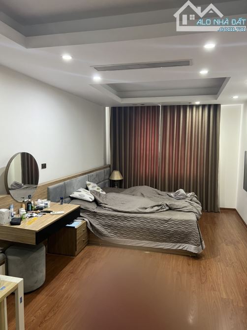 Bán N04 Hoàng Đạo Thúy, 172m2, 3PN, Căn góc, Trục đẹp nhất tòa, Giá 11.2 tỷ - 2