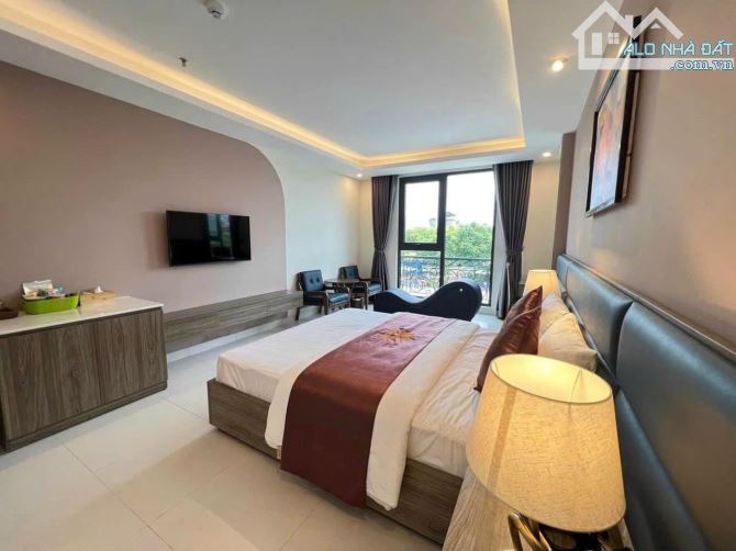 HOTEL ĐẲNG CẤP MẶT PHỐ Q. HAI BÀ TRƯNG DÒNG TIỀN 2.2 tỷ năm 146m2 7T MT 7.6m SỔ ĐẸP, 41 tỷ - 2