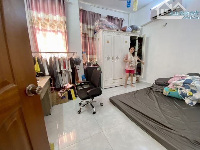 BÁN NHÀ 3 TẦNG, HẺM XE TẢI KHU DÂN TRÍ CAO, NGAY MÃ LÒ ,CHỈ 4 TỶ NHỈNH. - 2