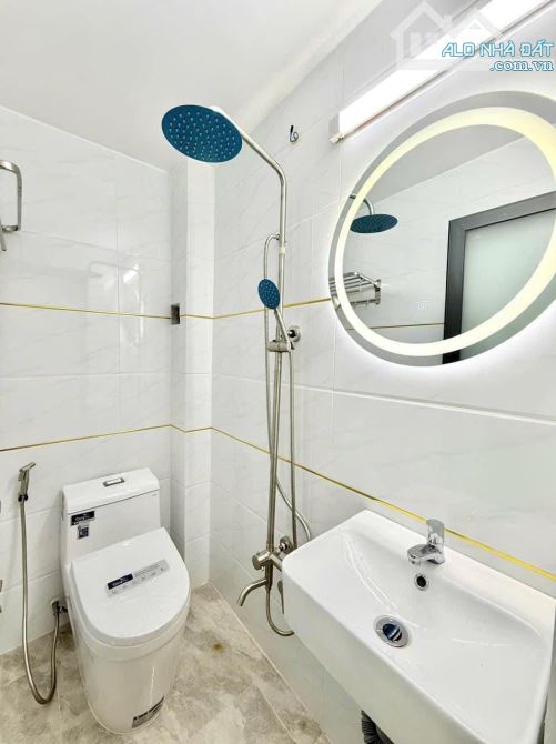 Nhà ngộp HXM bán gấp giá chỉ 2tỷ700 Đường Nguyễn Thái Sơn p3 Gò Vấp 45m2 3PN 3WC còn TL - 3