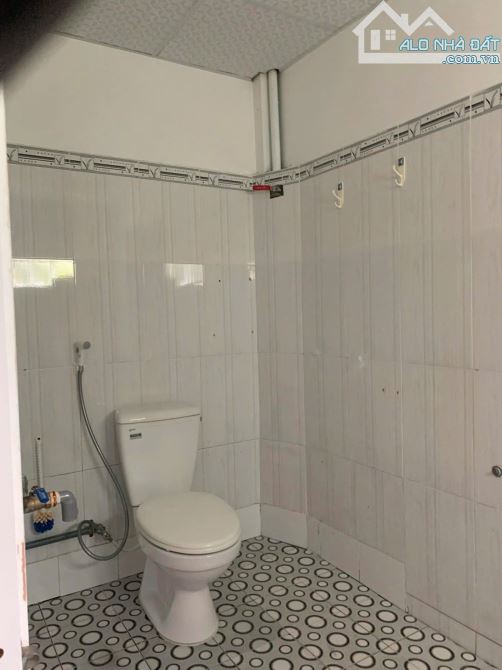 Bán nhà hẻm xe hơi ngay cạnh ĐH SPKT đường Võ Văn Ngân, 60m2, 3 tỷ 100 - 3