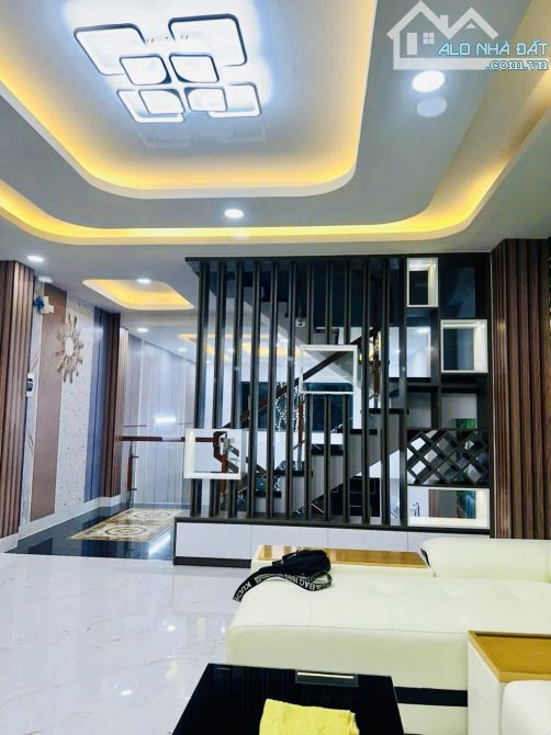 Bán Nhà Hốc Môn 100m2( 6 x 16) - 3 Tầng- Hẻm Xe Tải- Gần Chợ Hóc Môn. Nhỉnh 5tỷ. - 3